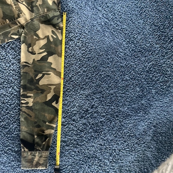 Forever 21 - Picture 6 of 6